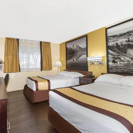 Super 8 By Wyndham Nampa Hotel Buitenkant foto